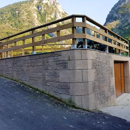 In Rural Area With Mountain View In Holiday home Trescares