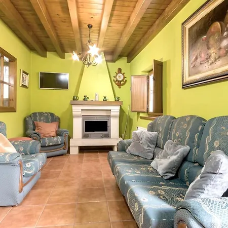 In Rural Area With Mountain View In Holiday home Trescares