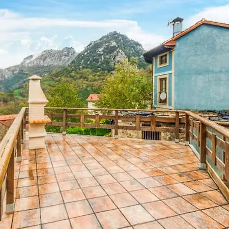 Holiday home In Rural Area With Mountain View In